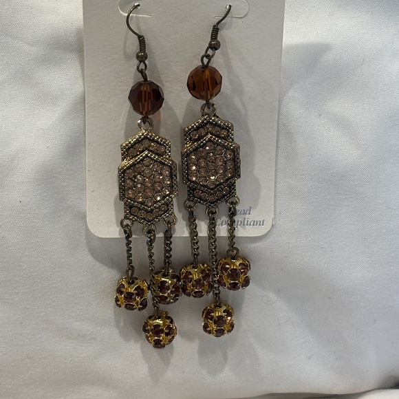 Elegant Brown Dangle Earrings - Picture 1 of 4